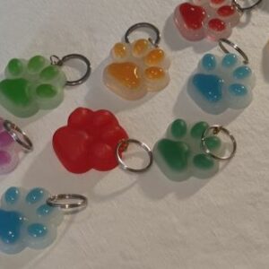 Porte-clés résine "patte"